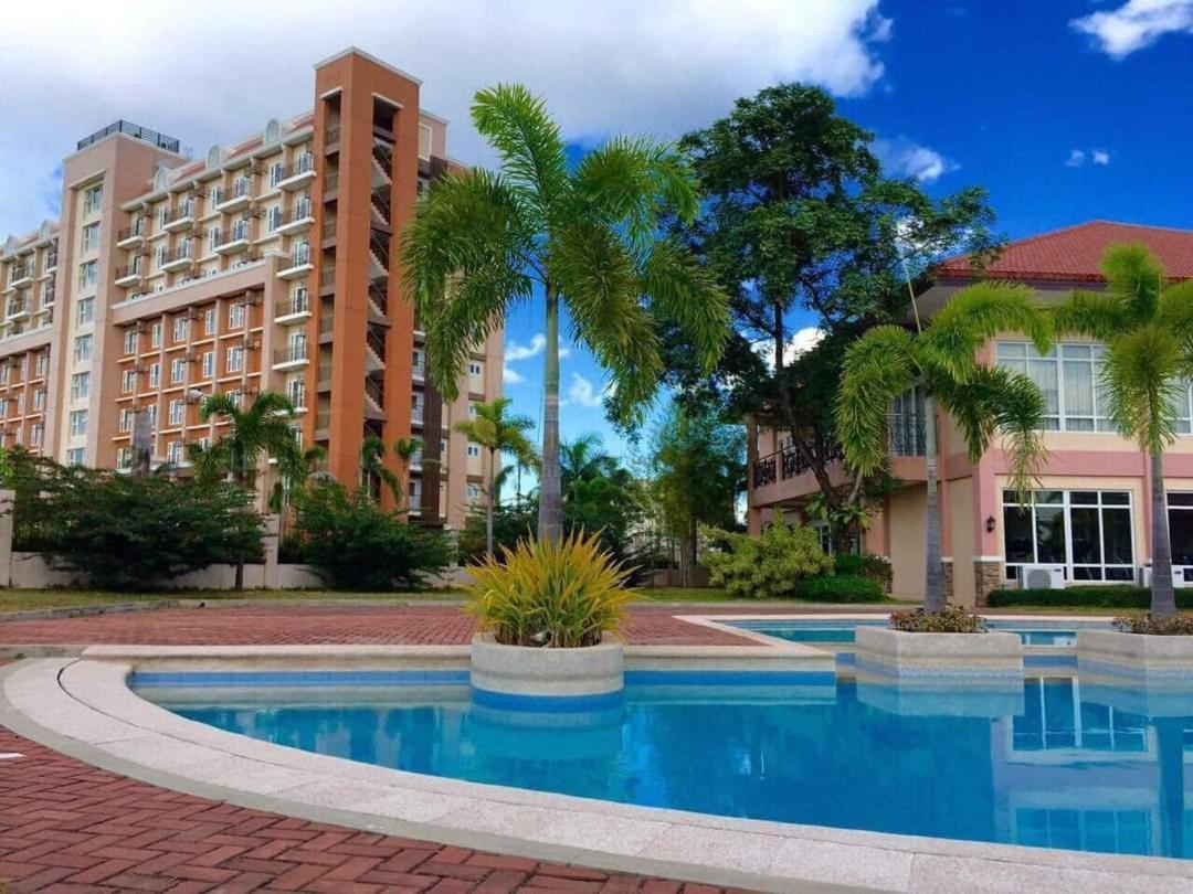 Sotogrande Neopolitan Hotel Quezon City Exteriör bild