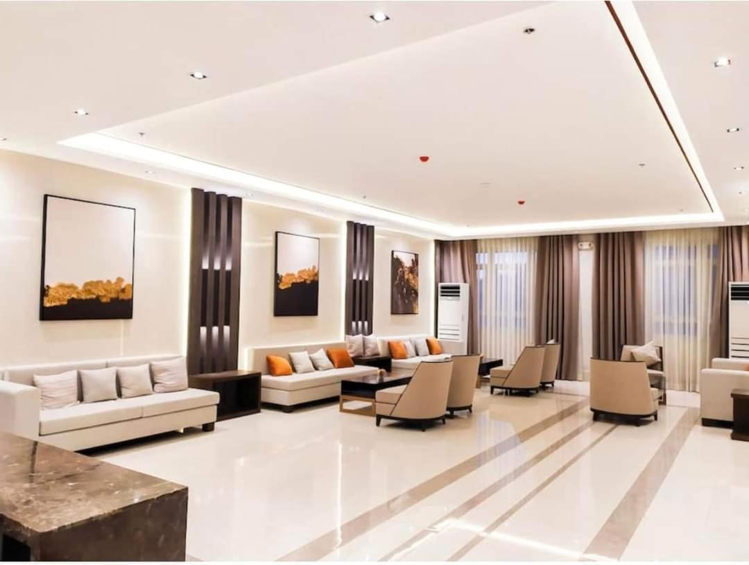 Sotogrande Neopolitan Hotel Quezon City Exteriör bild